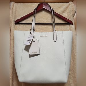 *SOLD* Michael Kors Penny Large Leather Tote- White/Gold- NWT w dustbag